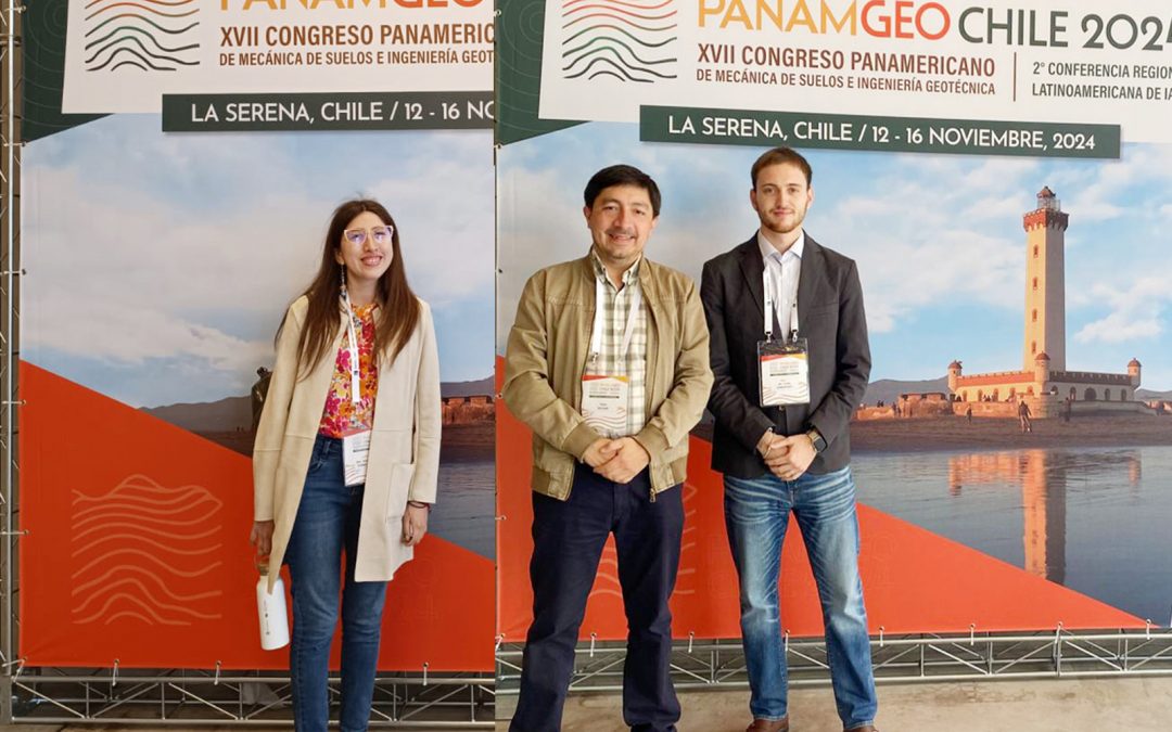 Estudiantes Annabel Romero y Tomás Zamorano de la carrera de Ingeniería Civil en Obras Civiles, participan en el Congreso Panamgeo Chile